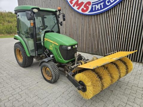 John Deere 3720