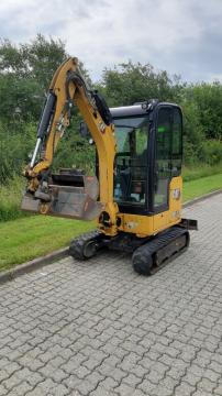 Caterpillar 301.8